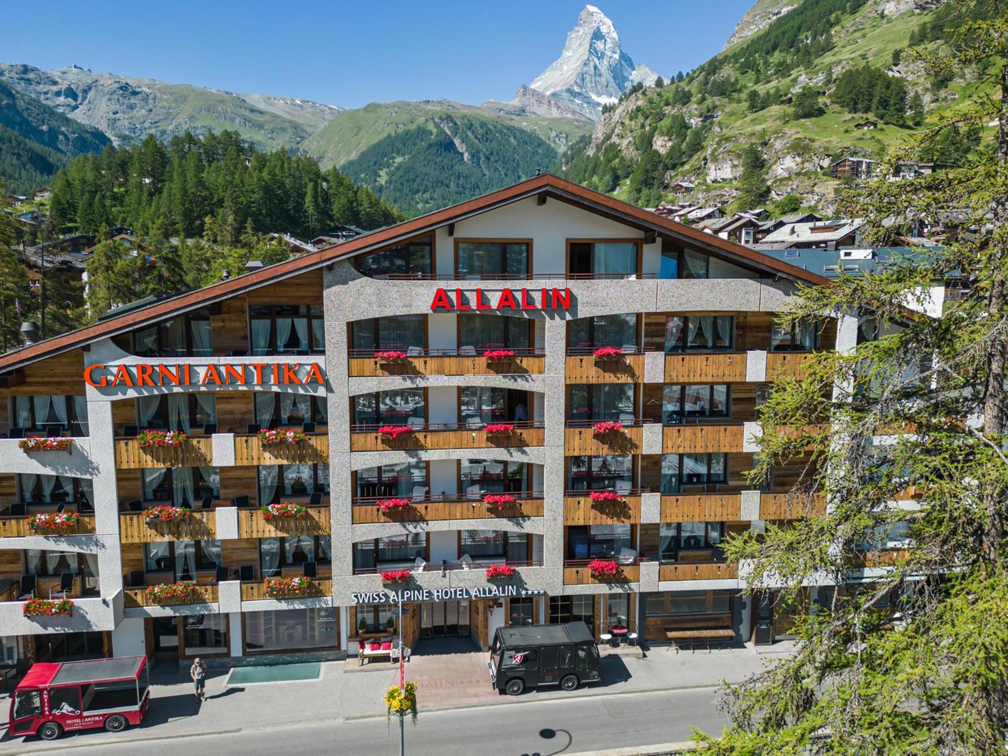 Swiss Alpine Hotel Allalin Zermatt Exterior photo